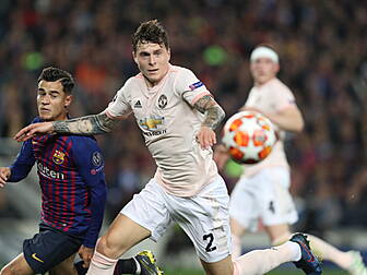 Victor Lindelof signs new cont...
